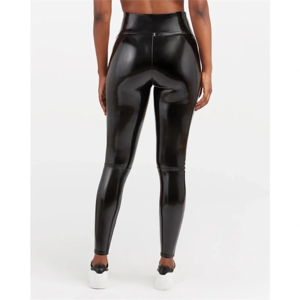 Spanx Faux Patent Leather Leggings Classic Black Women's size medium - Picture 5 of 10